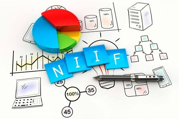 Portada de Flujo de efectivo NIC 7 y Sección 7 de las NIIF PYMES